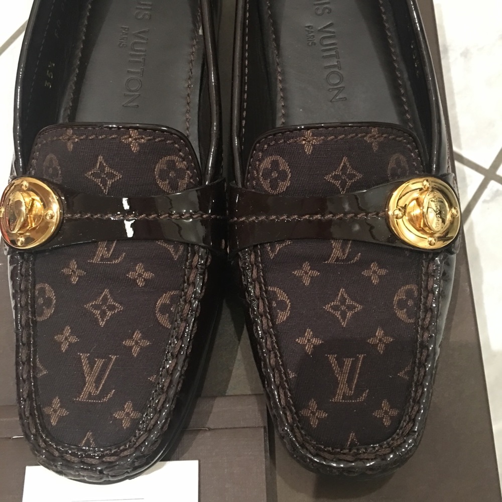 Louis Vuitton Loafers Mini Lin Monogram Ebene - Picture 2 of 9